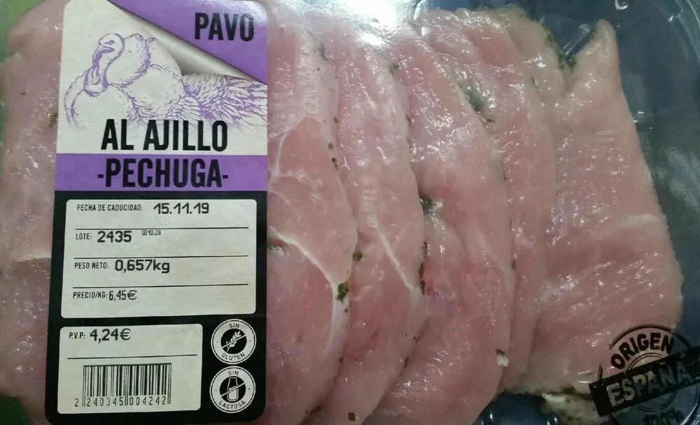 Pechuga de pavo al ajillo