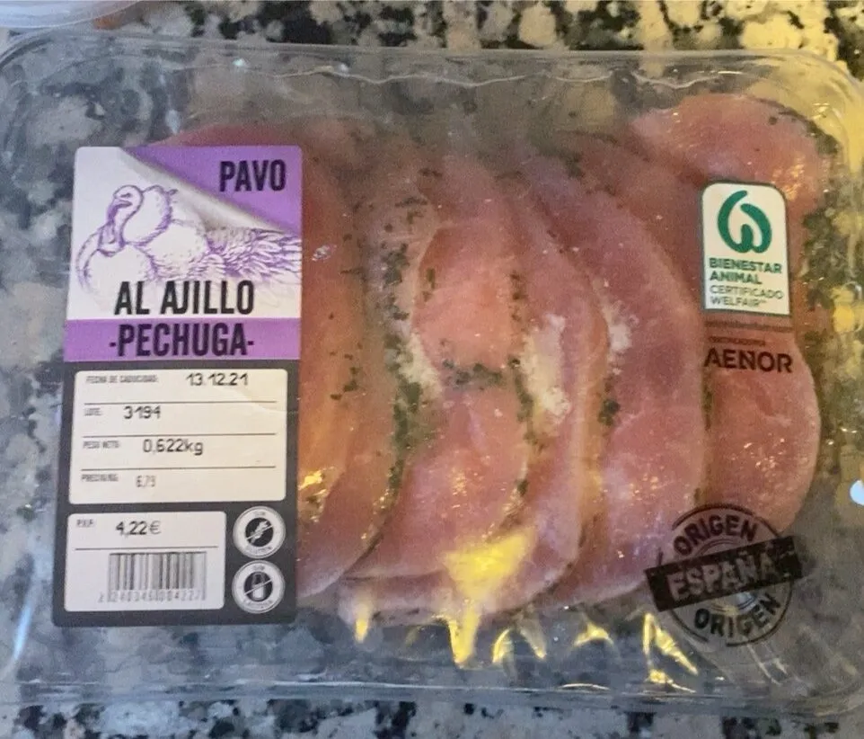 Pechuga de pavo al ajillo