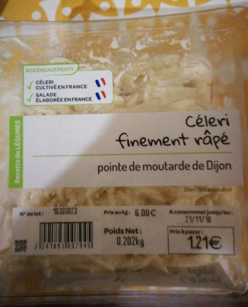 Céleri finement râpé