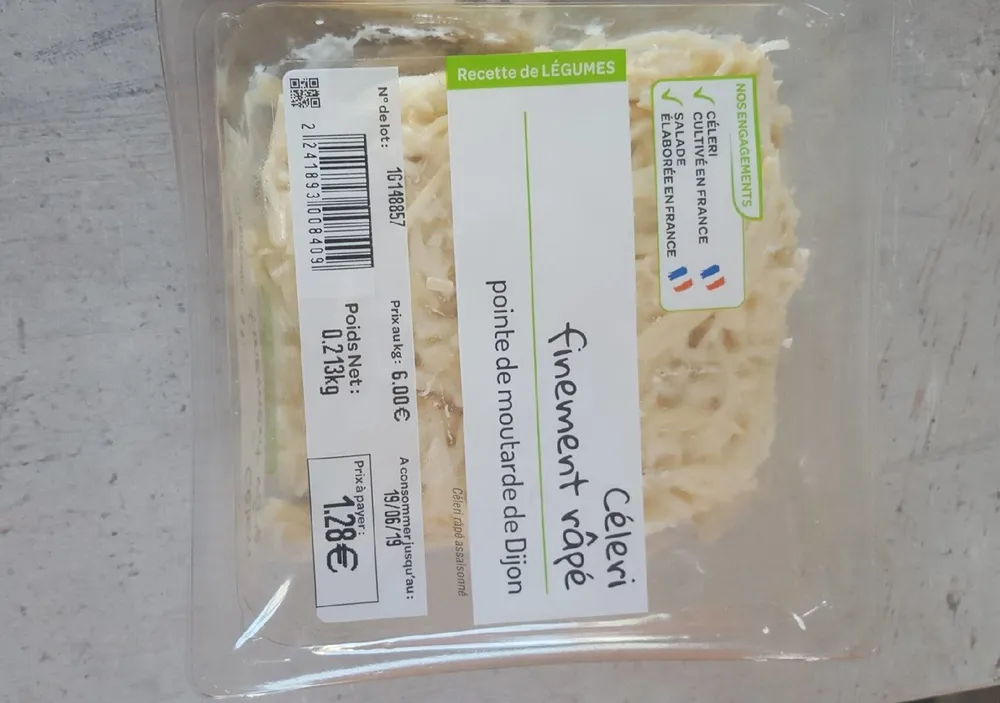 Céleri finement râpé