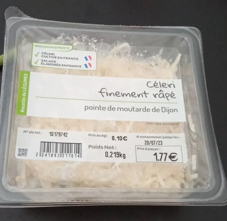 Céleri finement râpé