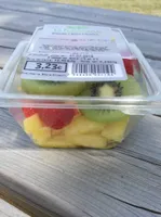Salade de fruits Ananas / Kiwi / Fraise