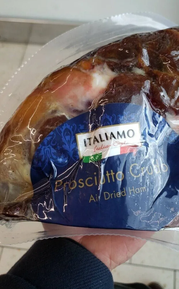prosciutto crudo