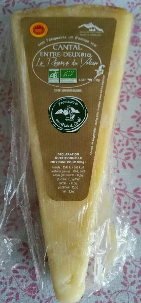 Cantal entre deux lait cru