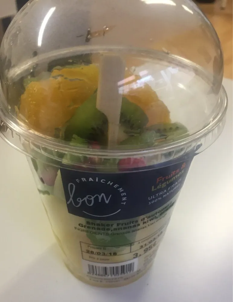 Shaker fruits d'automne : Grenade, ananas, kiwi, orange