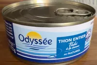 Thon entier pêché à la canne