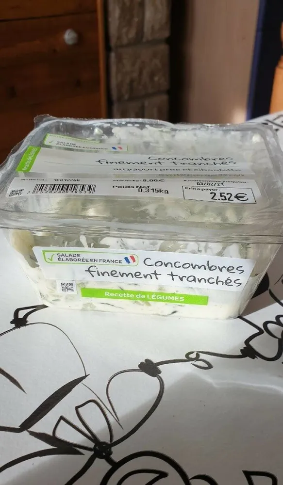 Concombres au yaourt grec et ciboulette