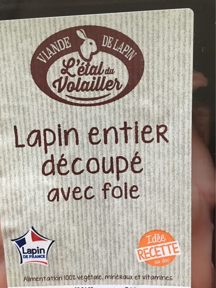Lapin entier decoupé avec foie