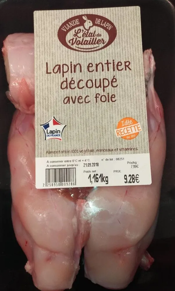 Lapin entier découpé avec foie