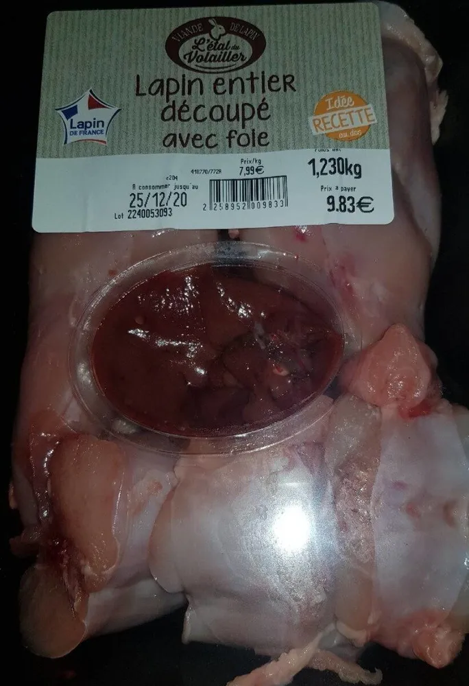 Lapin entier découpé avec foie