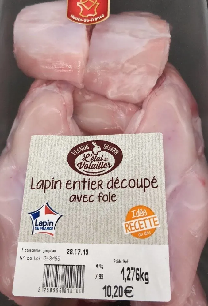 Lapin entier découpé