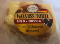 Wallnusstorte aus Schmelzkäsezubereitung