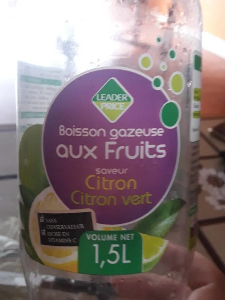 Boisson gazeuse aux fruit saveur citron et citron vert