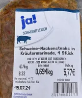Schweine-Nackensteaks in Kräutermarinade