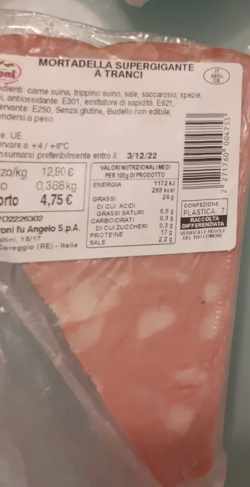 Mortadella supergigante a tranci