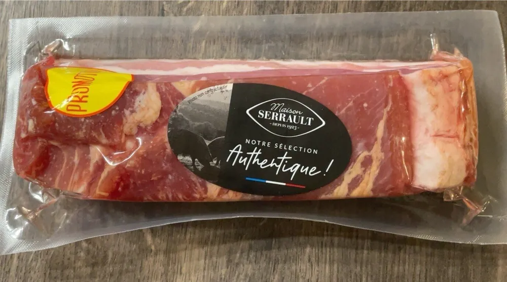 Poitrine de porc fumée