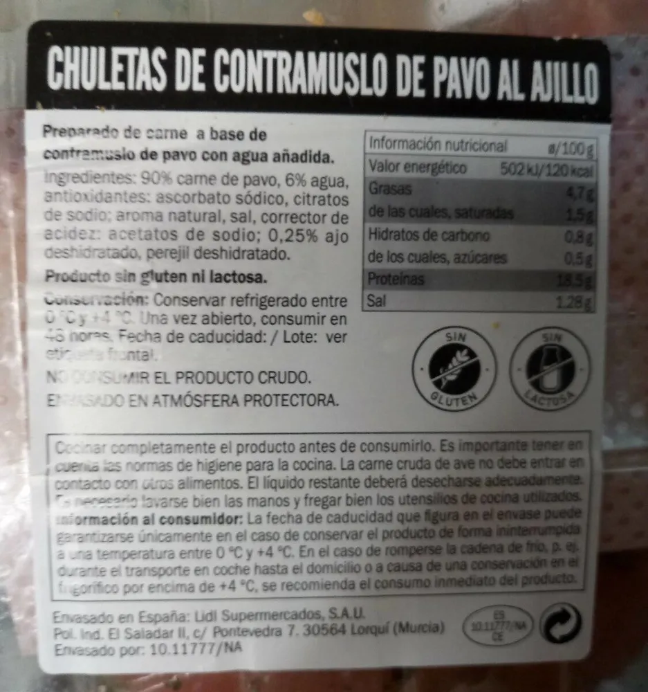 Chuletas de cobtramuslo de pavo al ajillo