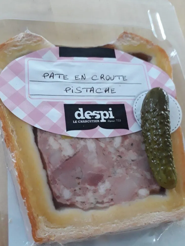 Pâté en croûte aux pistaches