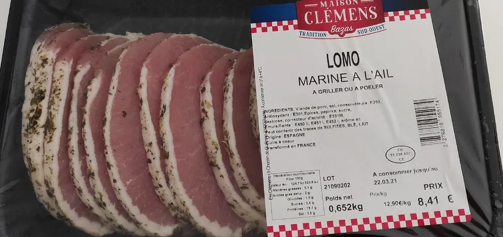 Lomo mariné à l'ail