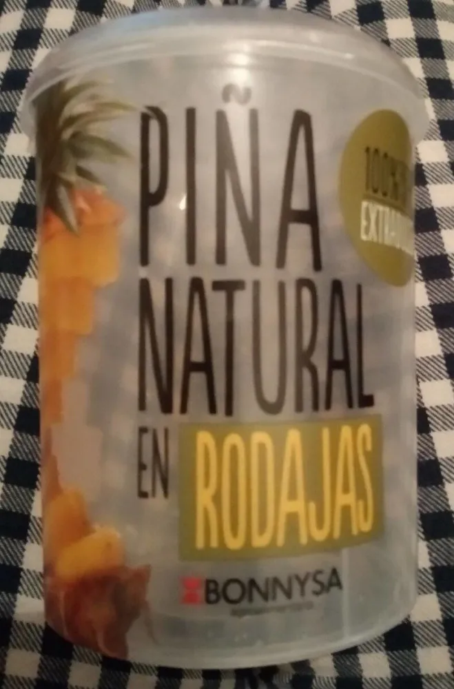 Piña pelada al natural en rodajas