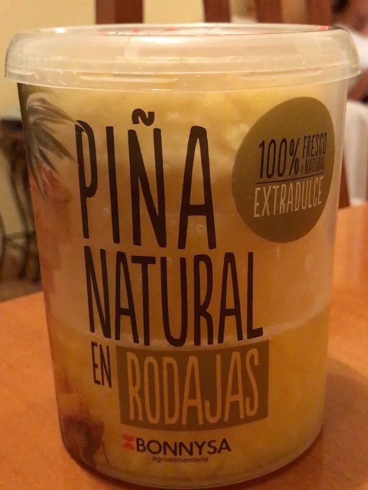 Piña natural en rodajas