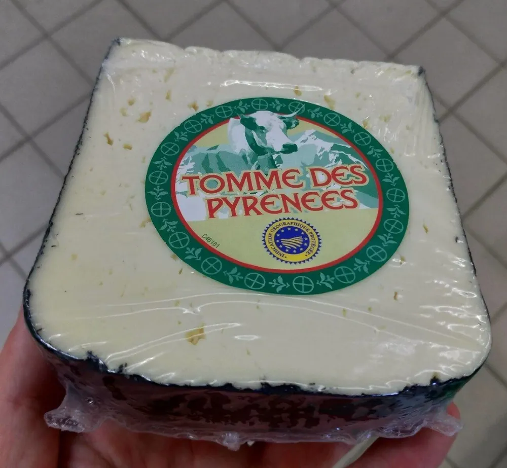 Tomme noire des Pyrénées
