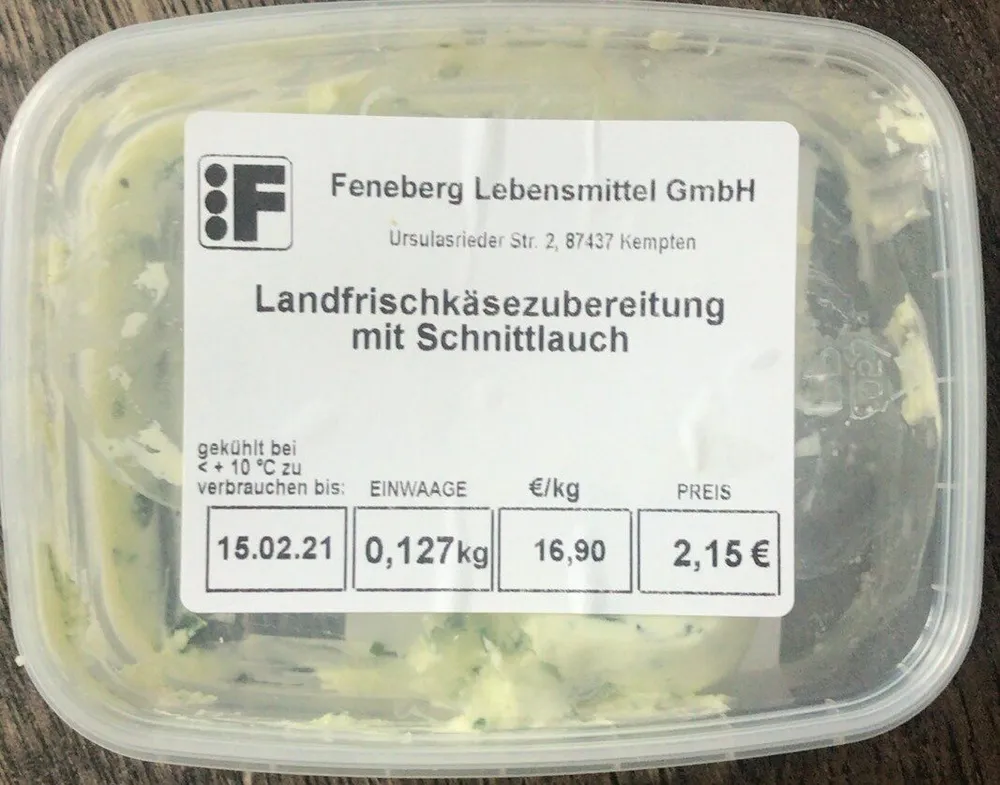 Landfrischkäsezubereitung mit Schnittlauch