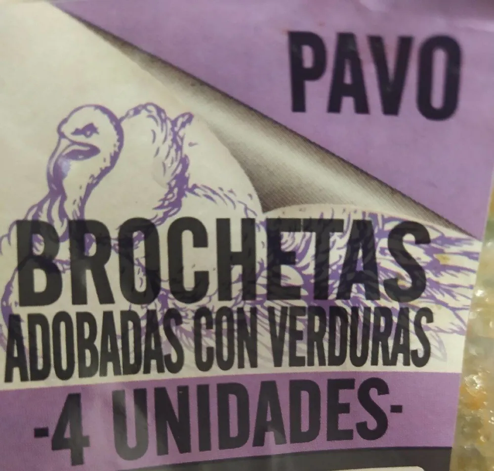 Brochetas de pavo adobadas con verduras
