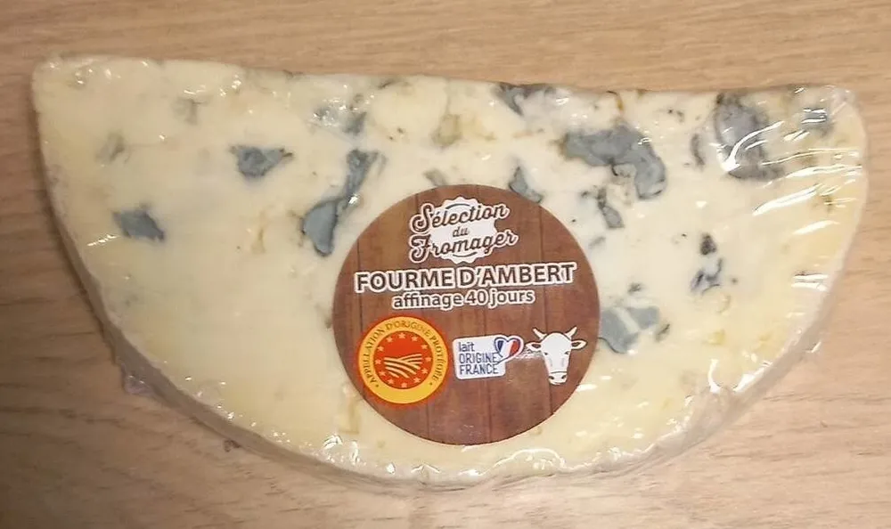 Fourme d'ambert  AOP affinage 40 jours