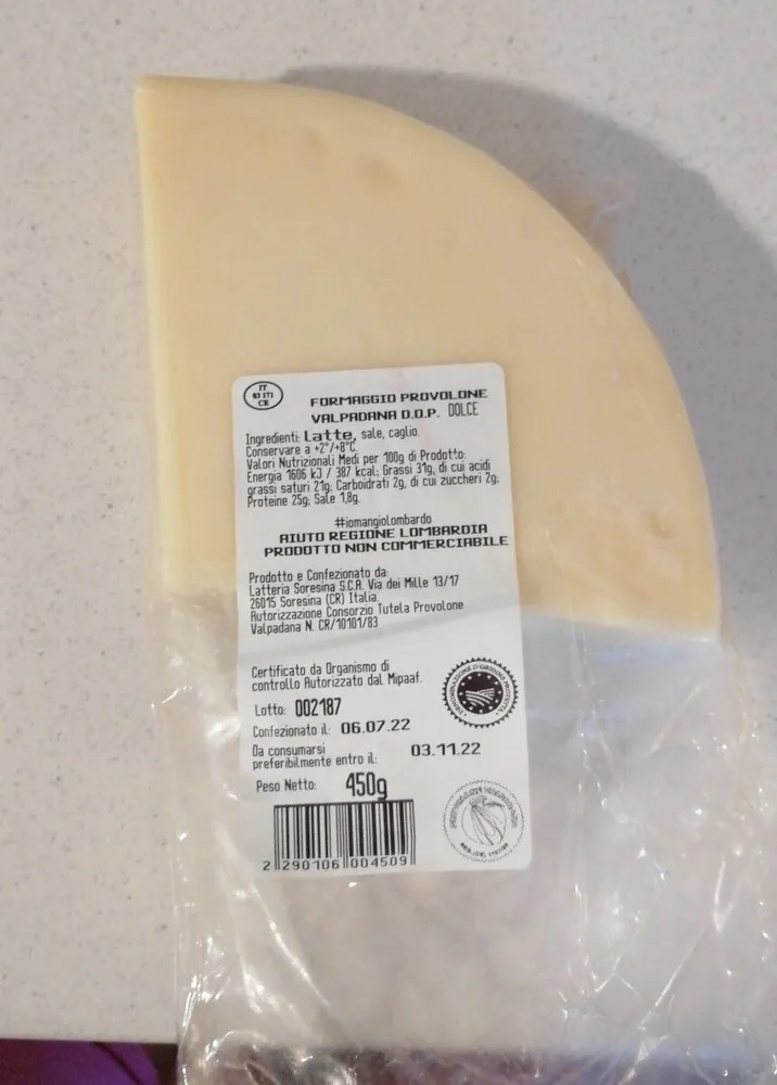 Formaggio provolone valpadana dop