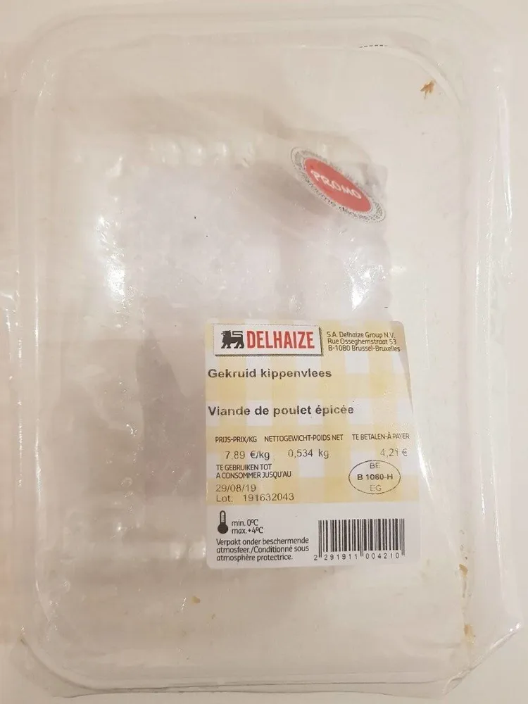 Viande de poulet épicée