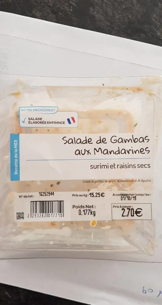 Salade de gambas aux mandarines  surimi et raisins secs