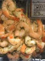 Queues de crevettes decortiquées aux herbes
