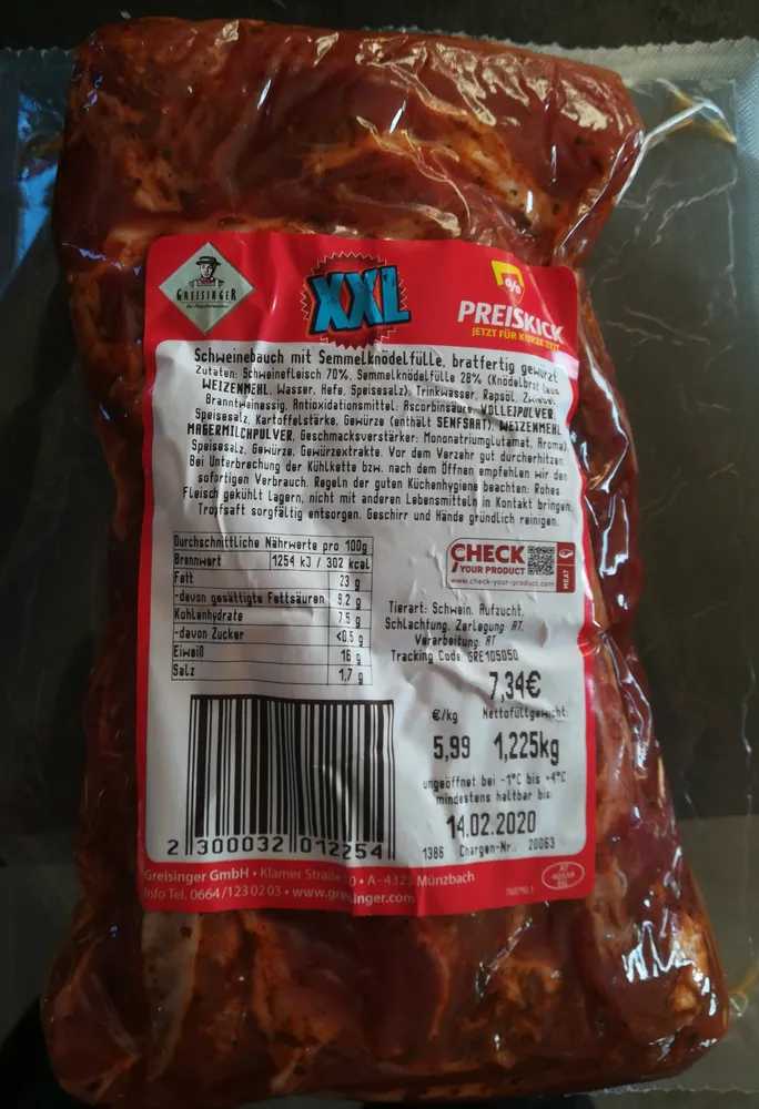 Schweinebauch mit Semmelknödelfülle