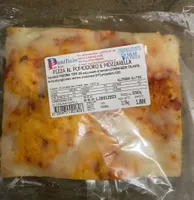 Pizza al pomodoro e mozzarella