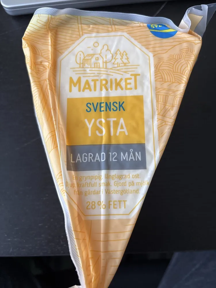 Lagrad Ost 12 Mån 28%fett