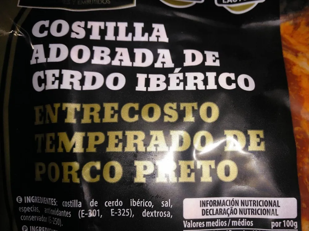 Costilla adobada de cerdo ibérico