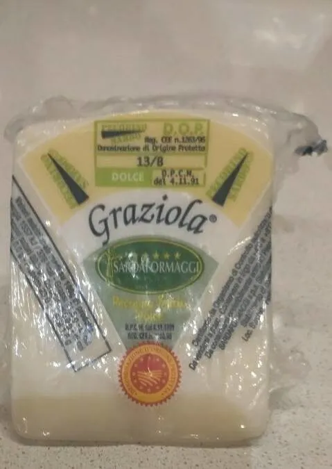 Pecorino sardo dolce