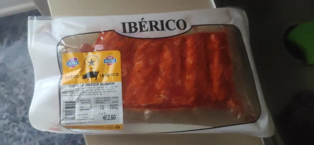 Costilla ibérica adobada