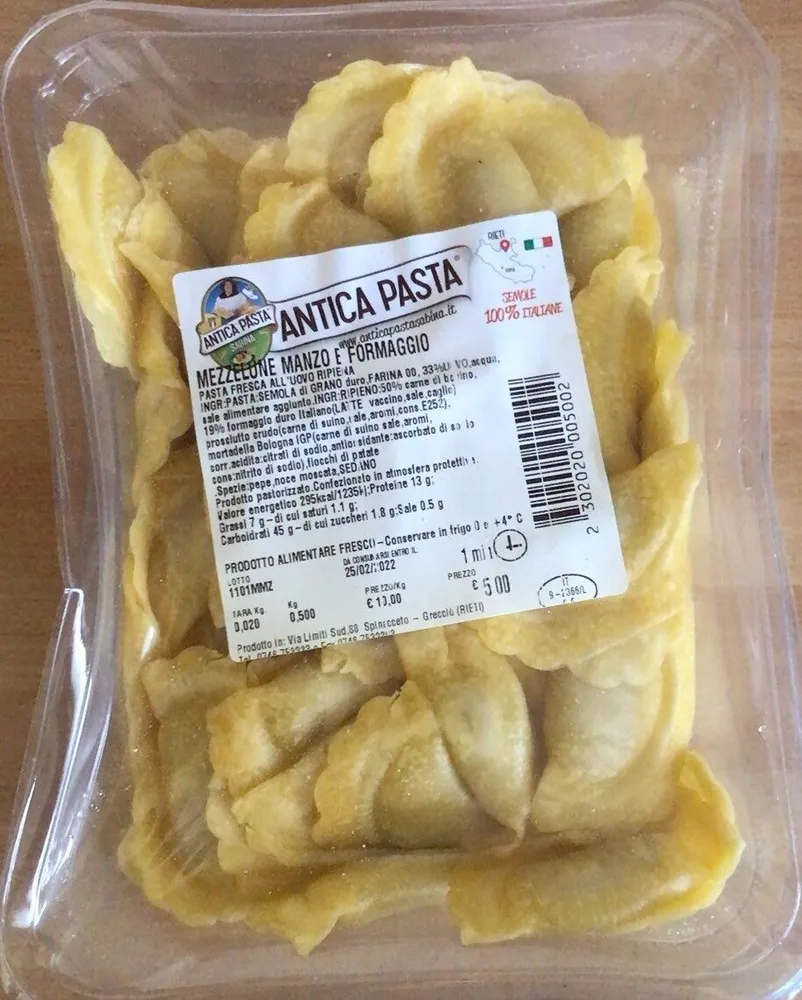 Mezzelune manzo e formaggio