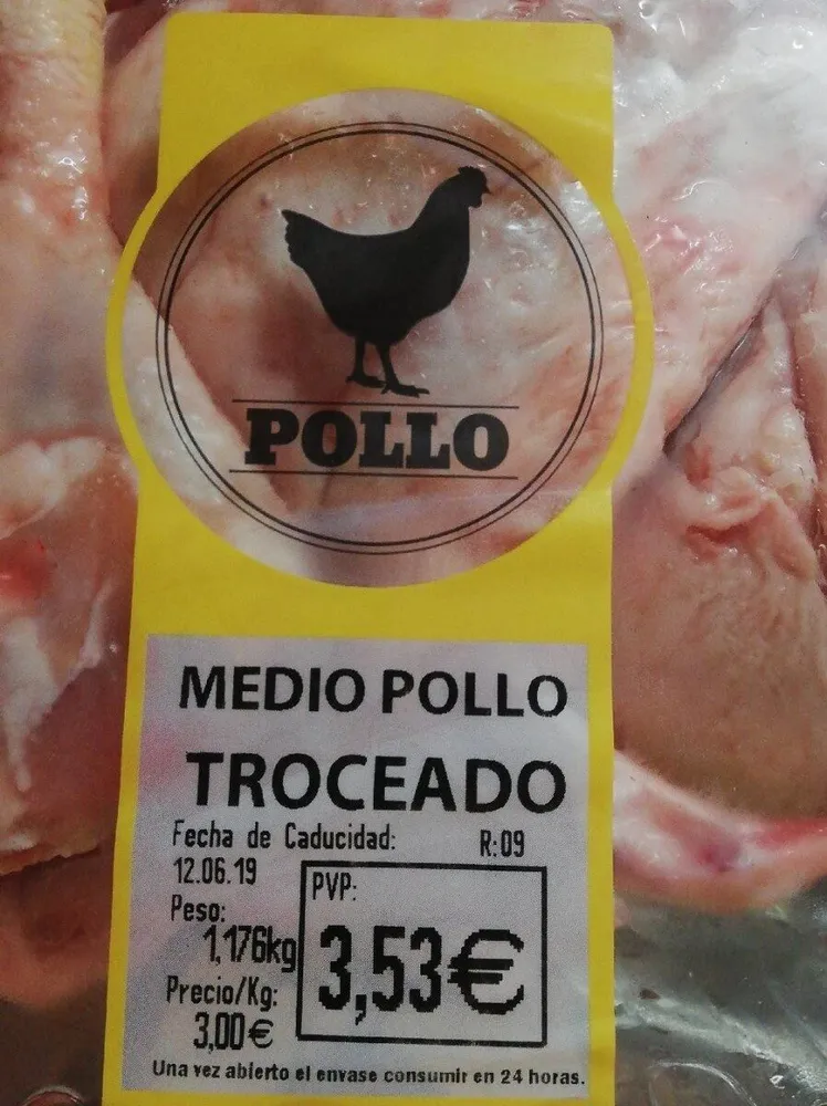 Medio pollo troceado