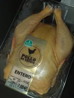 Pollo entero de corral