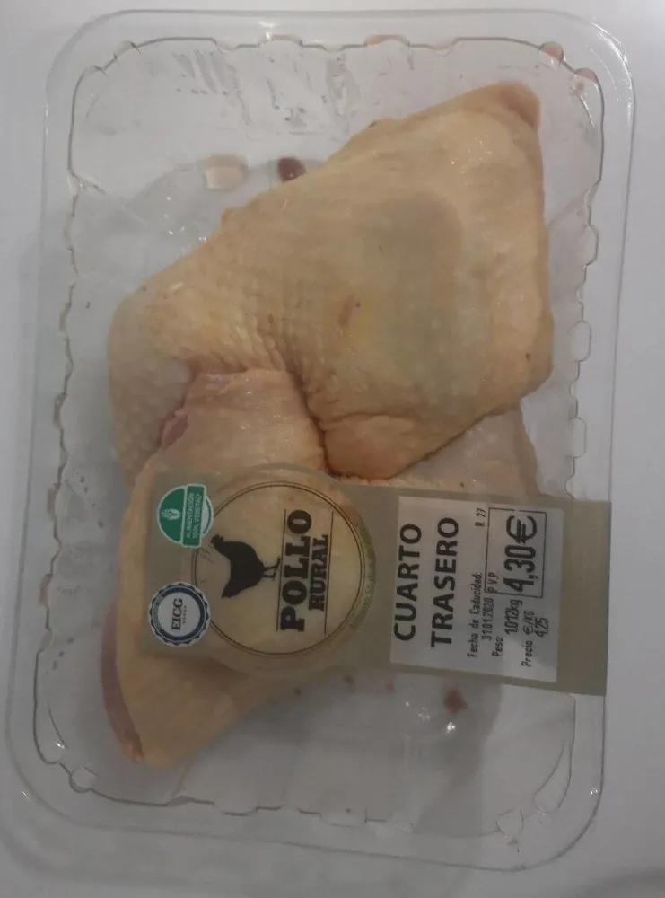 Cuarto trasero pollo rural