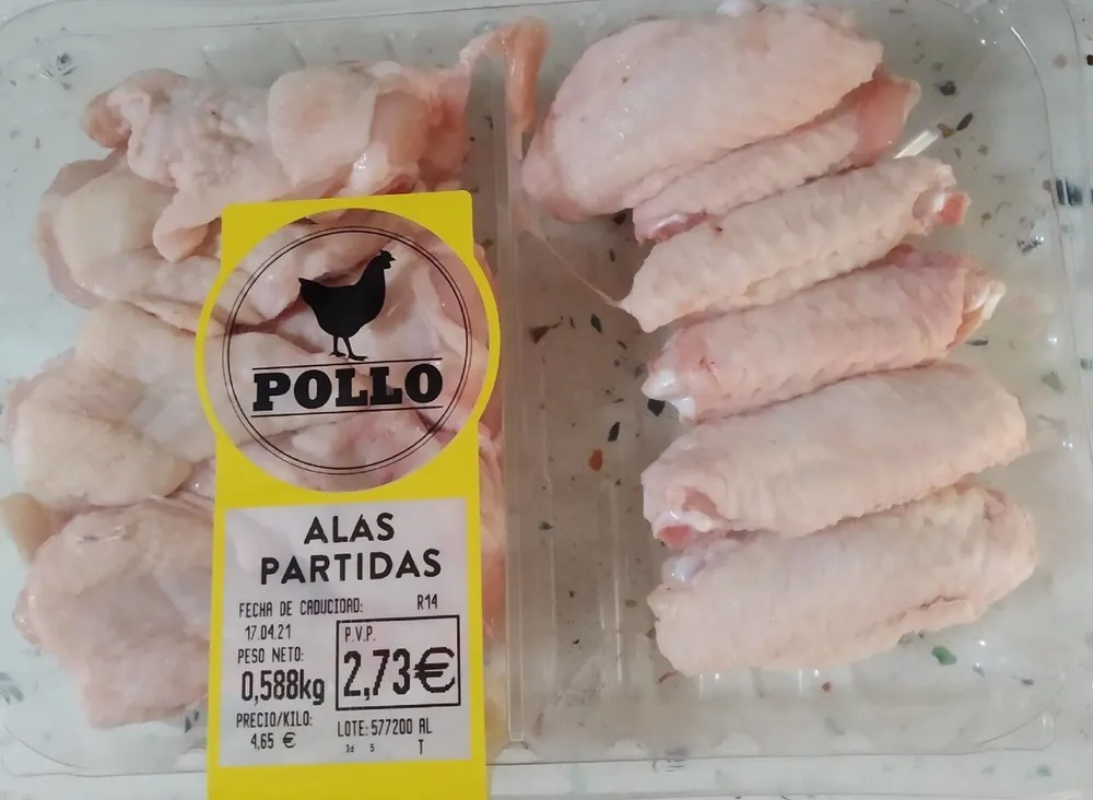 Pollo alas partidas