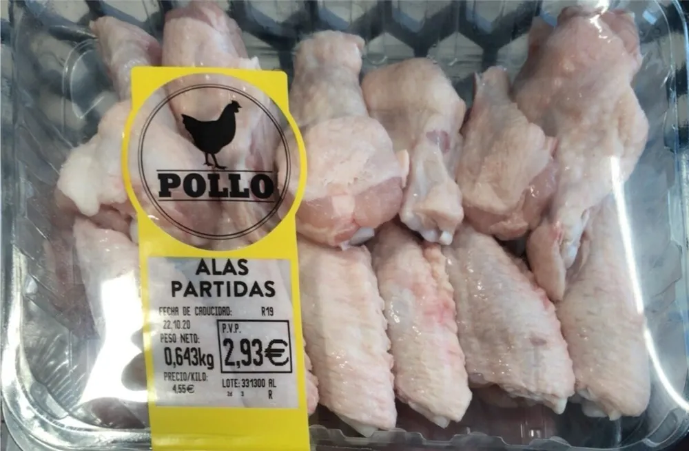 Alitas de pollo partidas