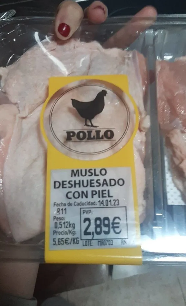Muslo deshuesado conpiel de pollo