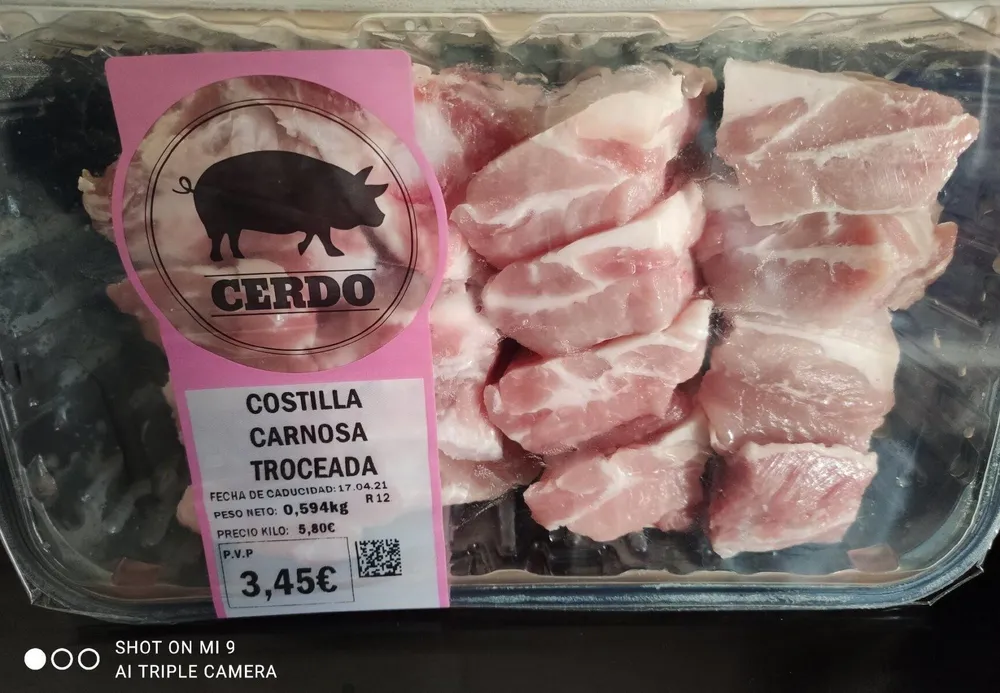 Costilla carnosa troceada