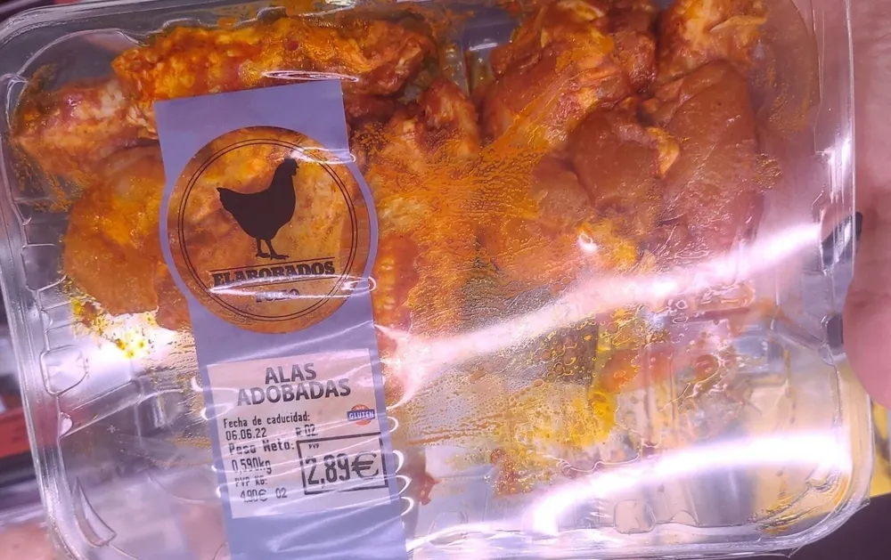 Alitas adobadas