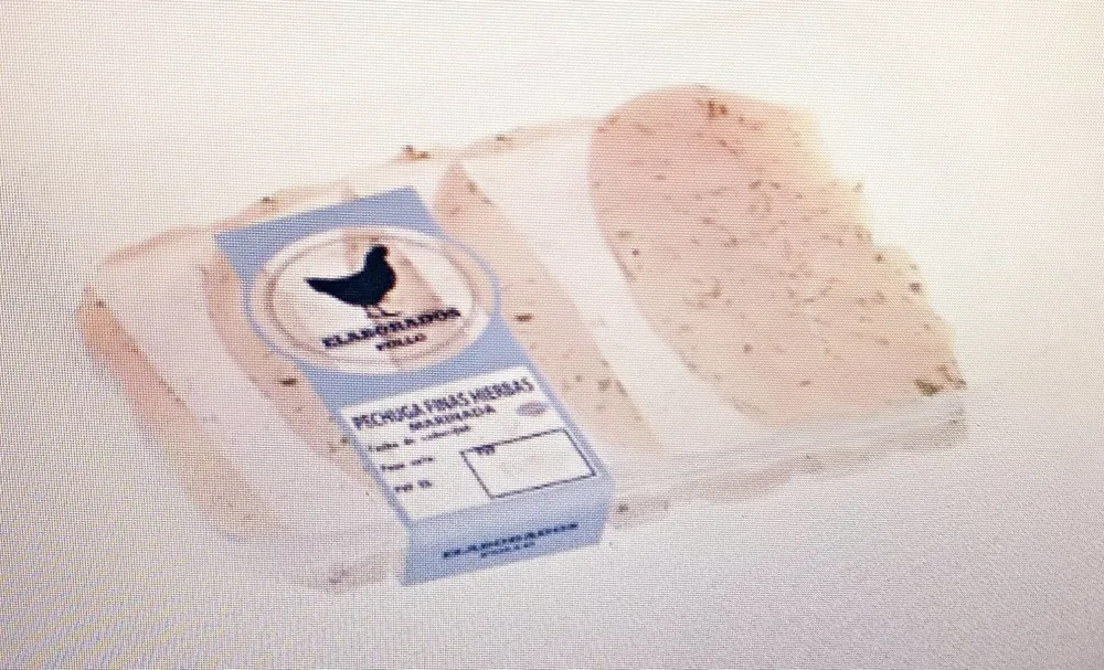 Pechugas de pollo finas hierbas marinadas