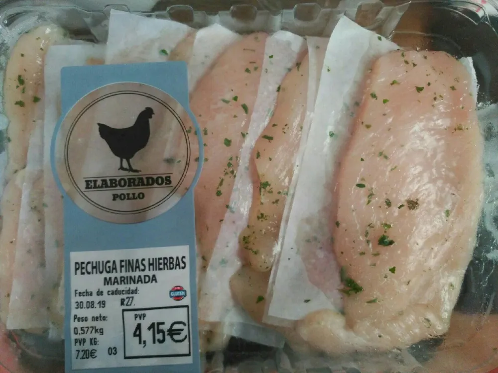 Pechuga de pollo marinada a las finas hierbas